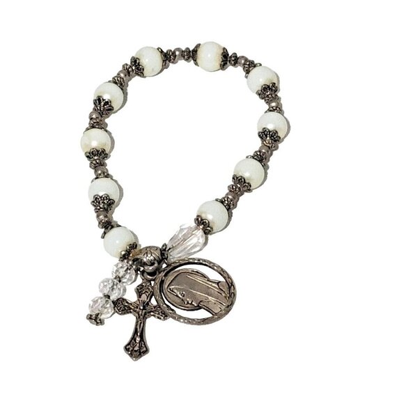 Rosary Bracelet Stretch White Beads Silver Tone Mary Medal - Picture 1 of 2